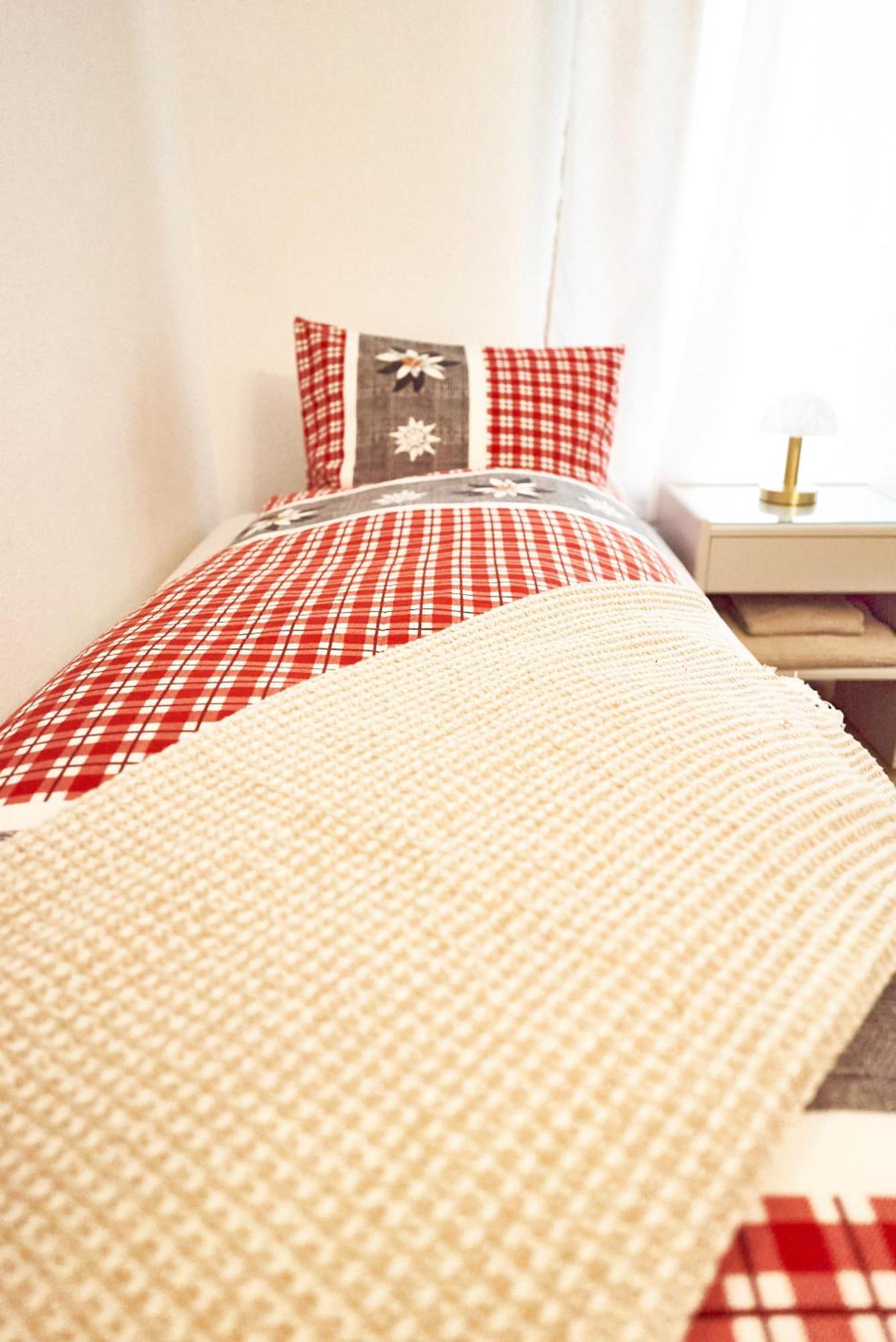 Family Room By Interlaken Parking Därligen Екстериор снимка