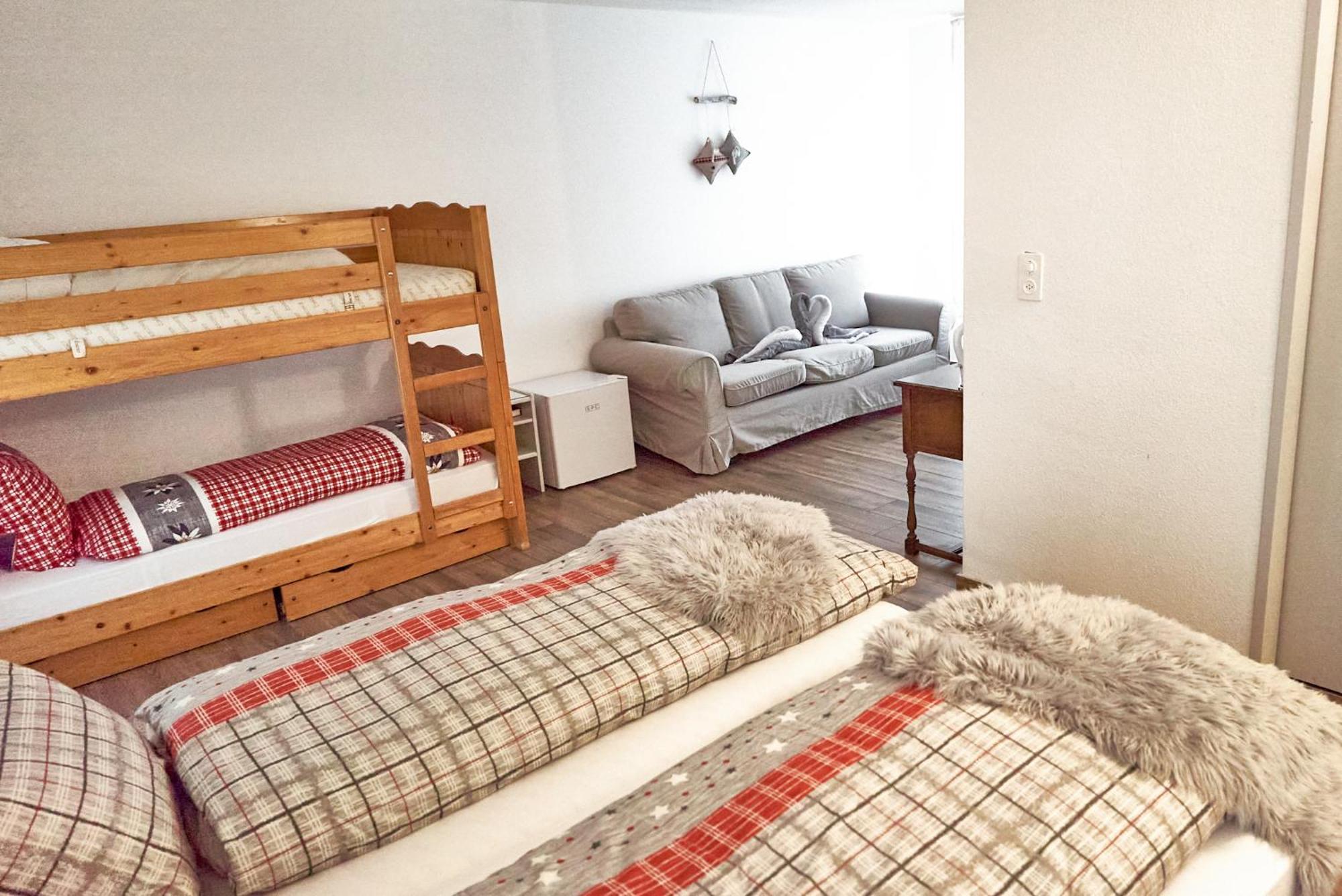 Family Room By Interlaken Parking Därligen Екстериор снимка