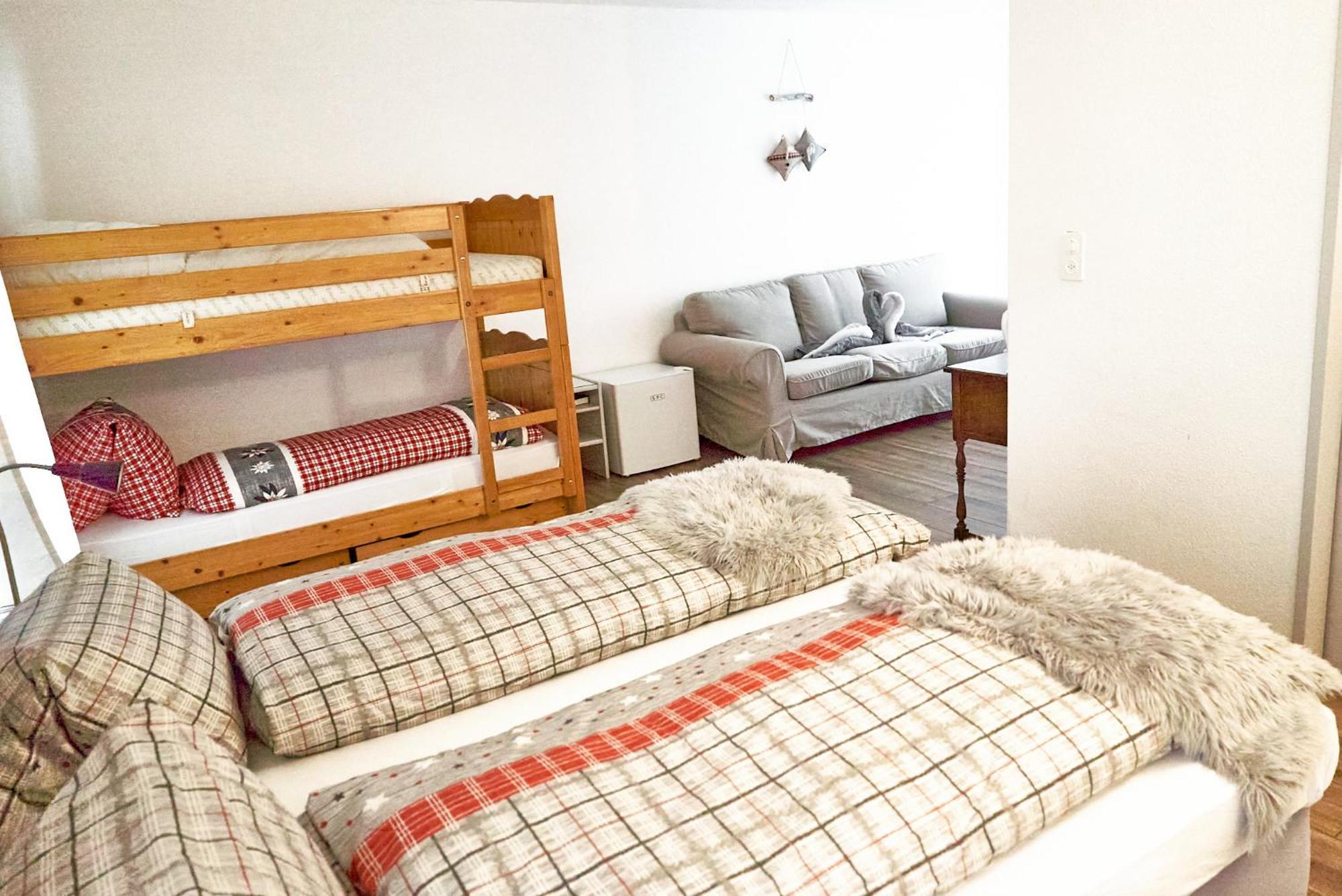 Family Room By Interlaken Parking Därligen Екстериор снимка
